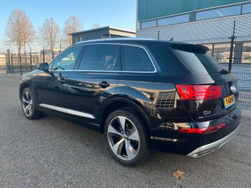 Audi Q7 - 3