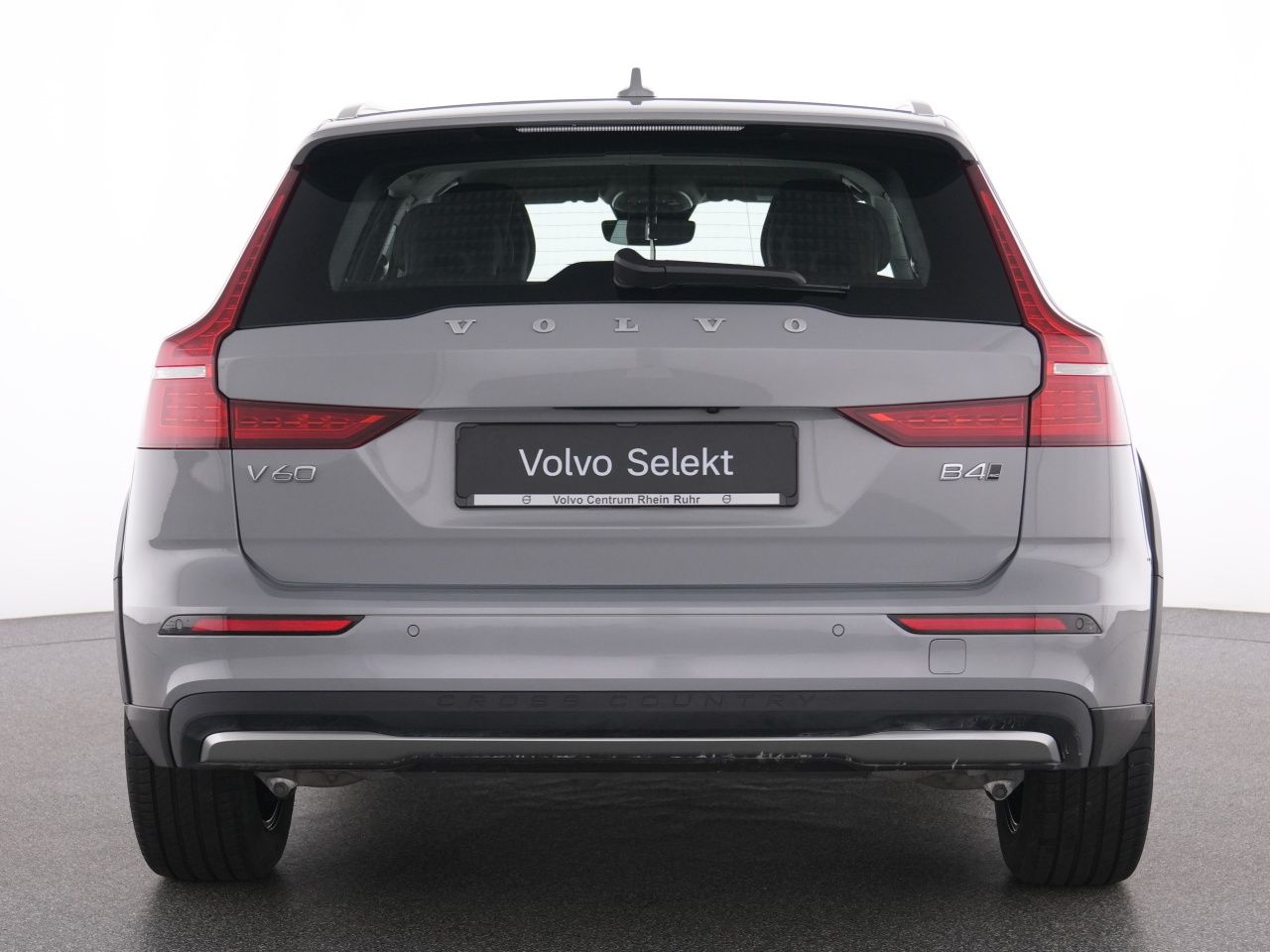 Volvo V60 Cross Country B4 AWD PLUS Plus+WINTERPAK+RFK foto 16