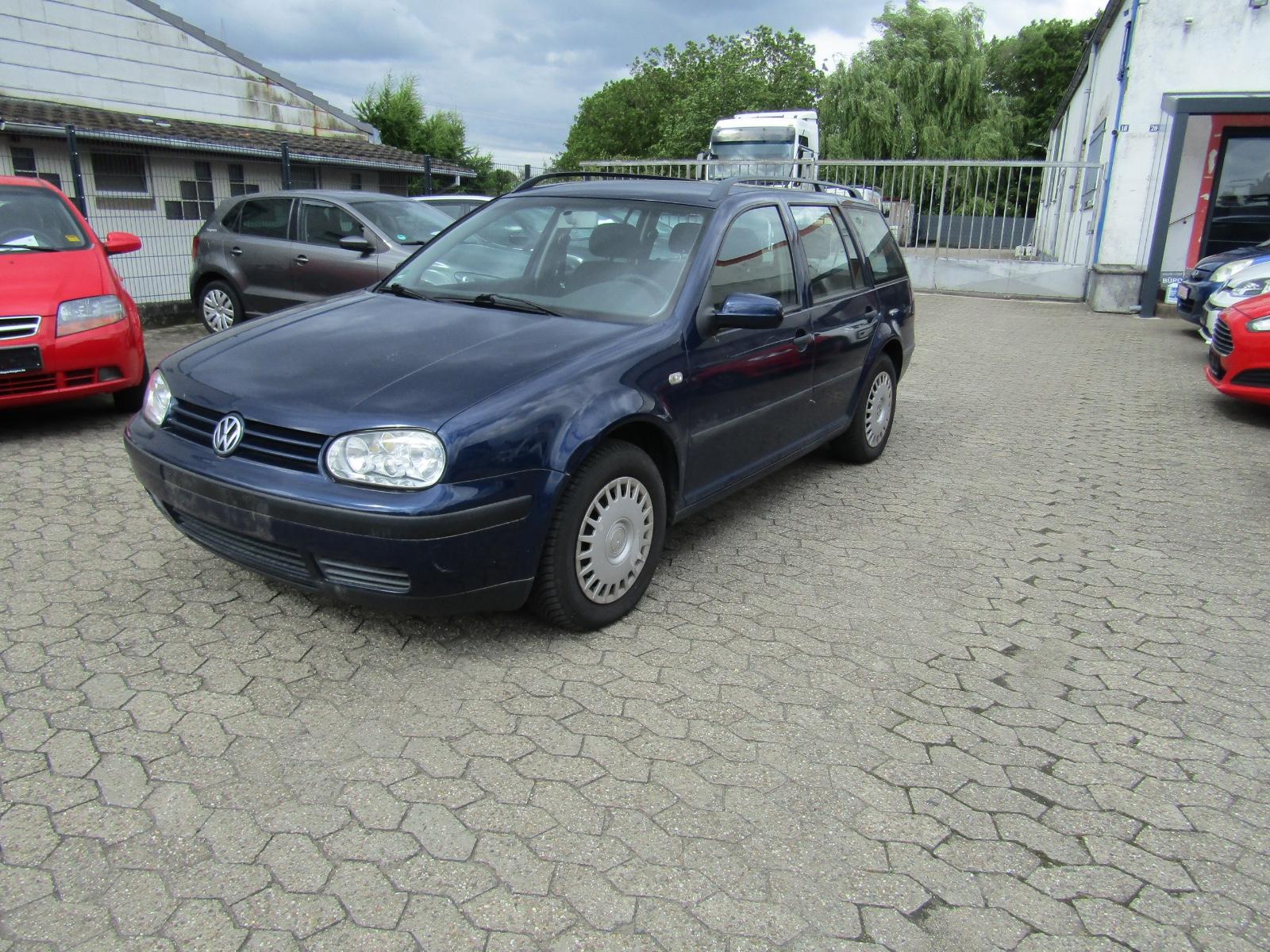 Volkswagen Golf 1.6 FSI Basis Variant