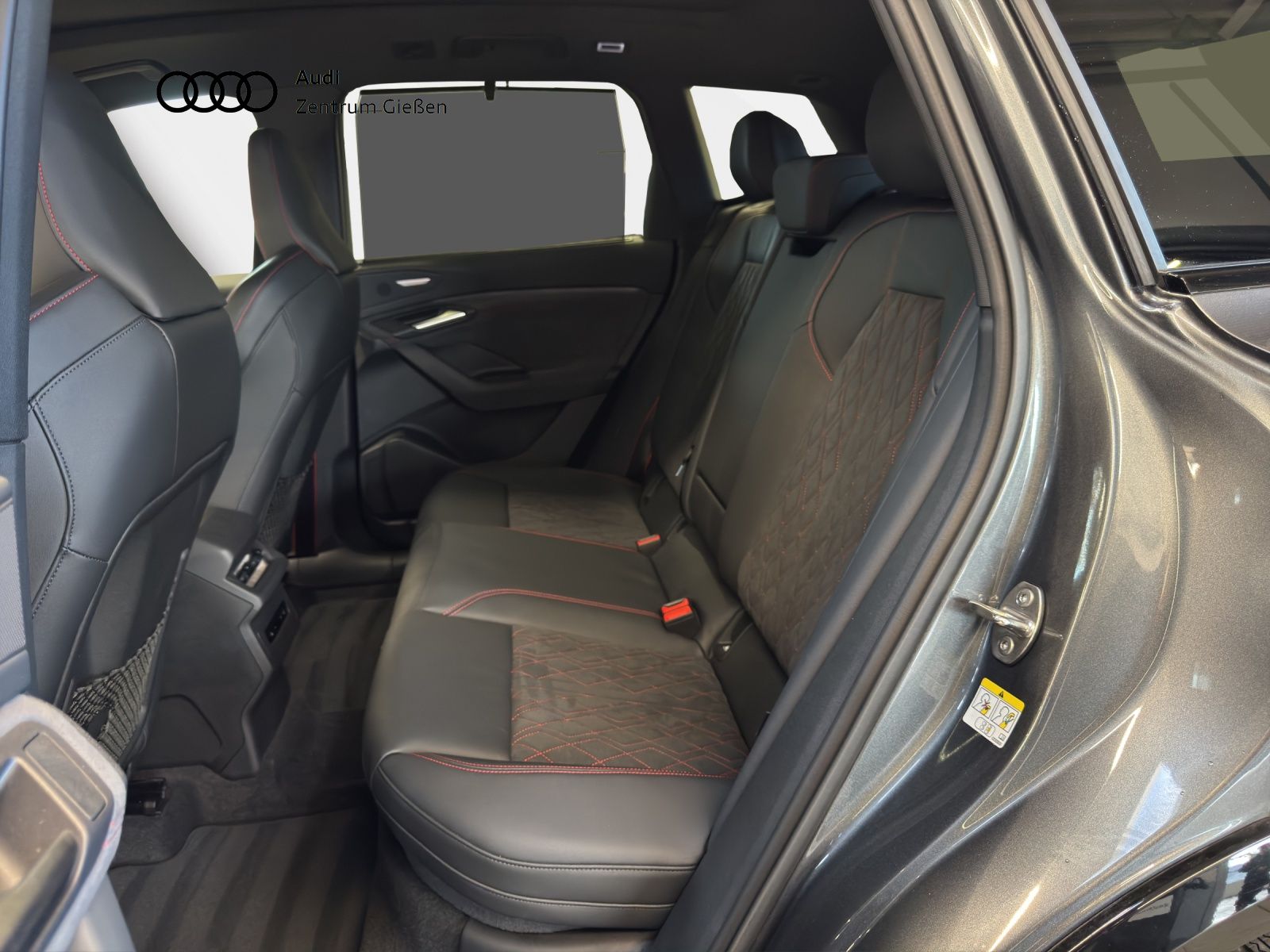 Audi SQ6 e-tron - Bild 7