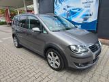 Volkswagen Touran CrossTouran * TÜV 01/27 * AUTOMATIK * - Volkswagen Touran mit Benzin-Antrieb: Kleinbus, 2.0