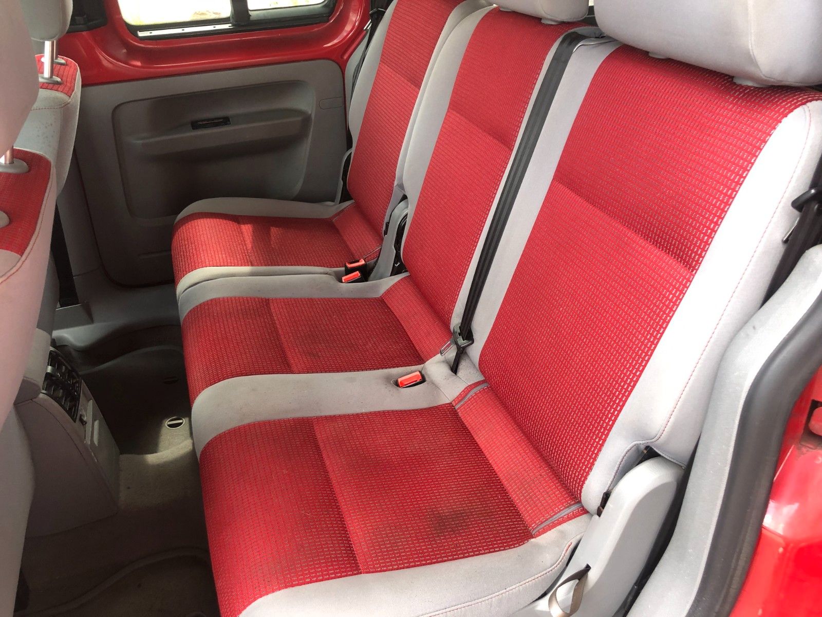 Fahrzeugabbildung Volkswagen Caddy Life Rollstuhlumbau