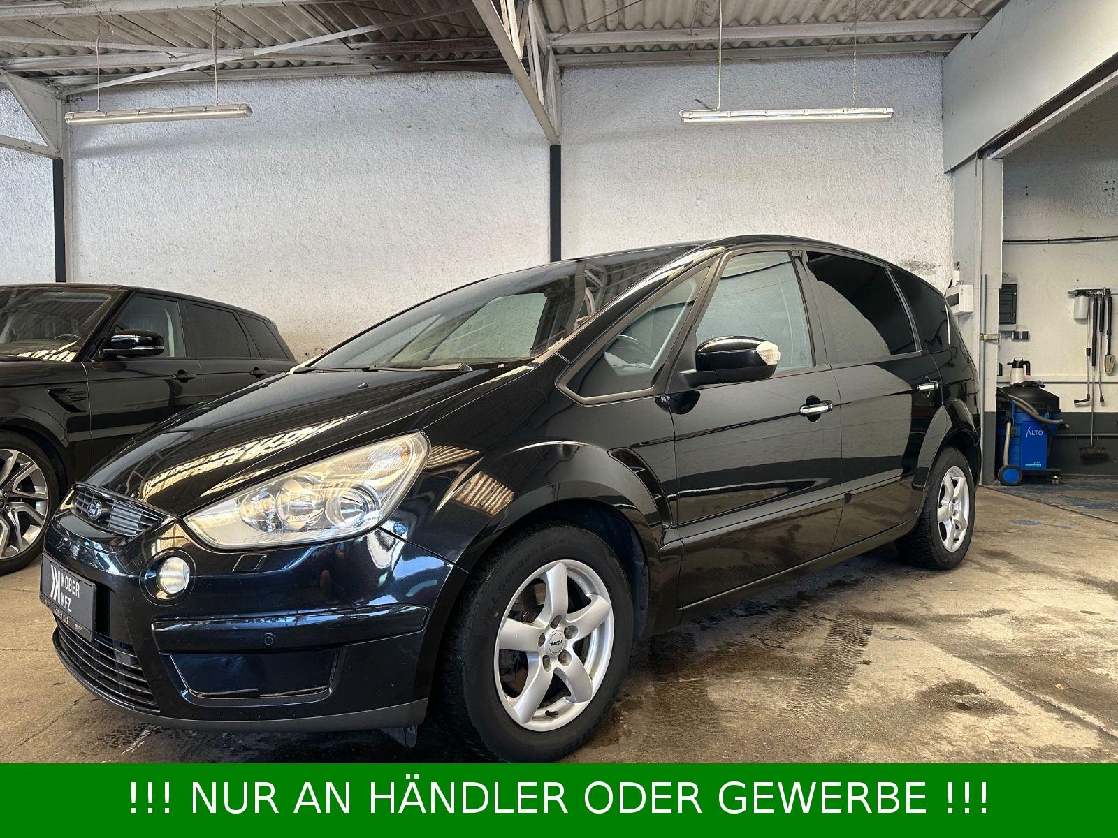 Ford S-MAX Titanium Aut.*Xenon*Pano*AHK*Navi*Standh.*
