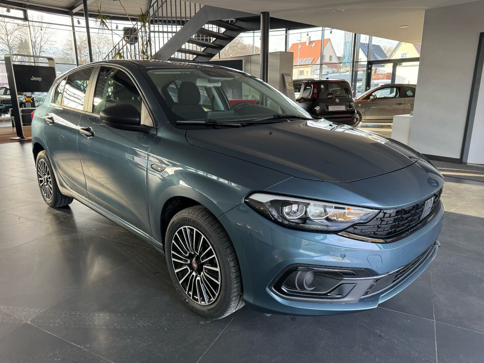 Fahrzeugabbildung Fiat FIAT TIPO 5-TÜRER HYBRID/ TECHPAK./ KOMFPAK.