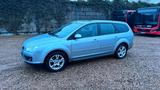 Ford Focus Ghia TUV ist NEU bis 02.2028 - Ford Focus aus 2005: 2.0
