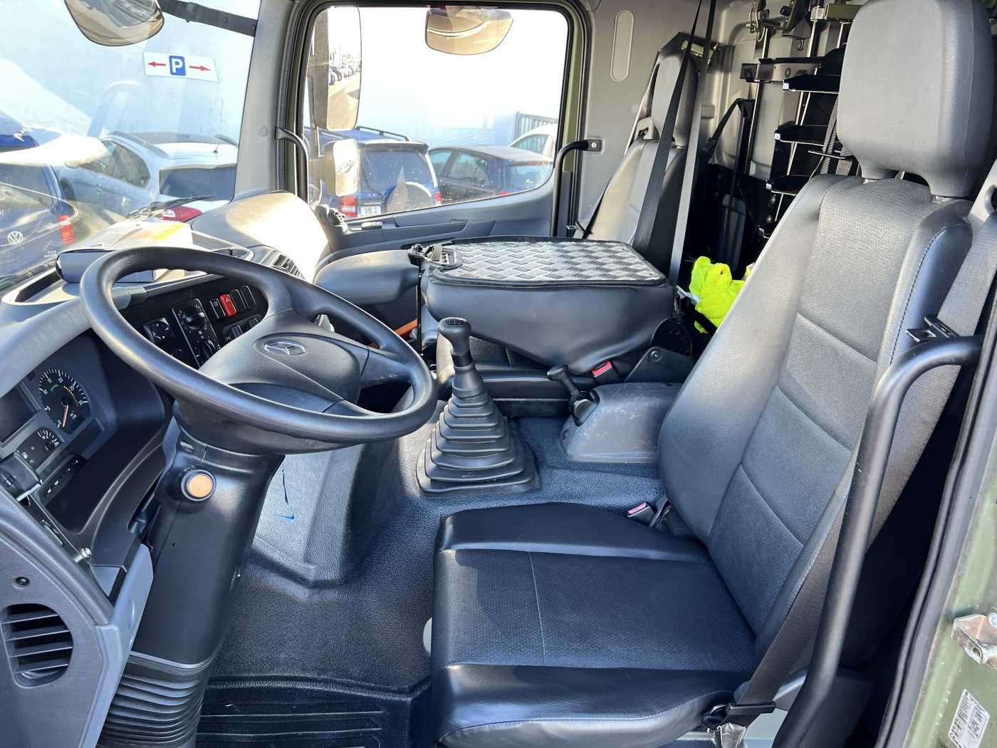 Fahrzeugabbildung Mercedes-Benz Axor 1829 A 4x4 Pritsche