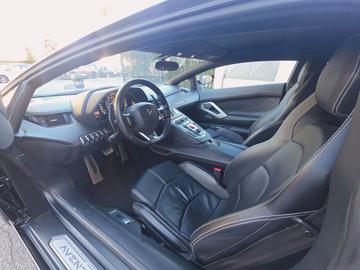 2012 Lamborghini AVENTADOR 照片 8