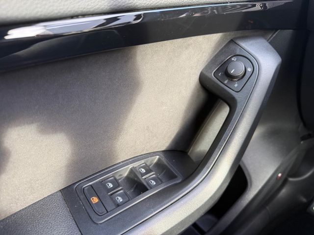 Ateca 2.0 TSI 4Drive Navi 360 Kamera Apple CarPl