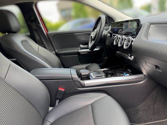 GLA 250 e Progressive Navi Panorama AHK Business