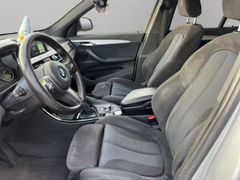 BMW X1 xDrive 25 d M Sport Sportpaket HUD AHK-abnehm BMW X1 xDrive 25 d M Sport Sportpaket HUD AHK-abnehm