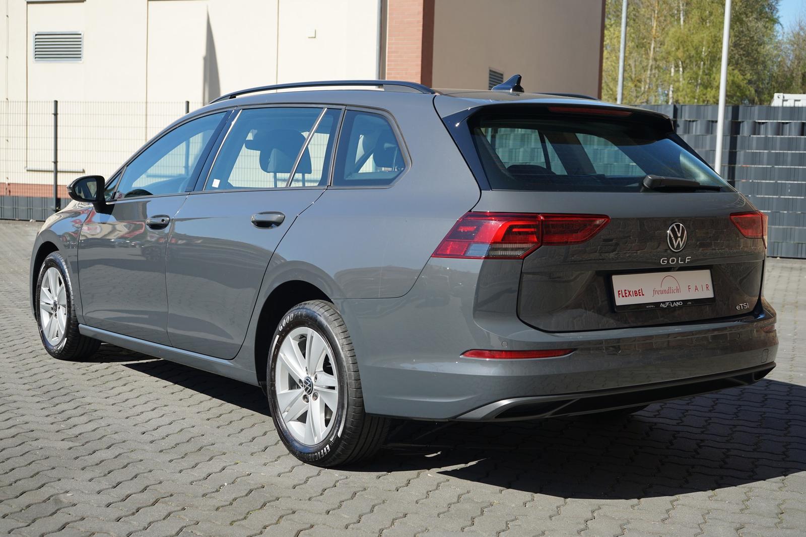 Volkswagen Golf VIII Life 1.0 eTSI DSG LED Navi ACC Kamera, миниатюра 4