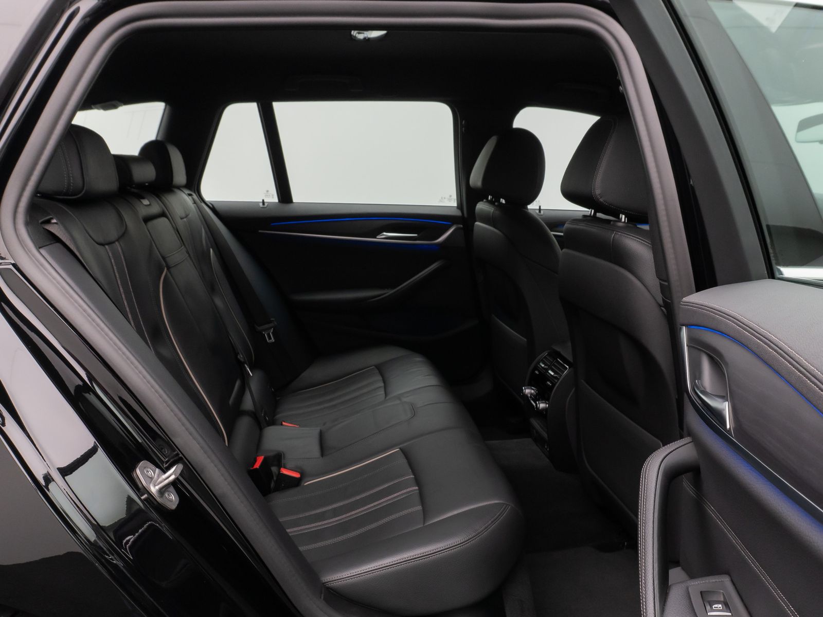 Fahrzeugabbildung BMW 520d LuxuryLine Kamera DAB CockPitPr Alarm Sport