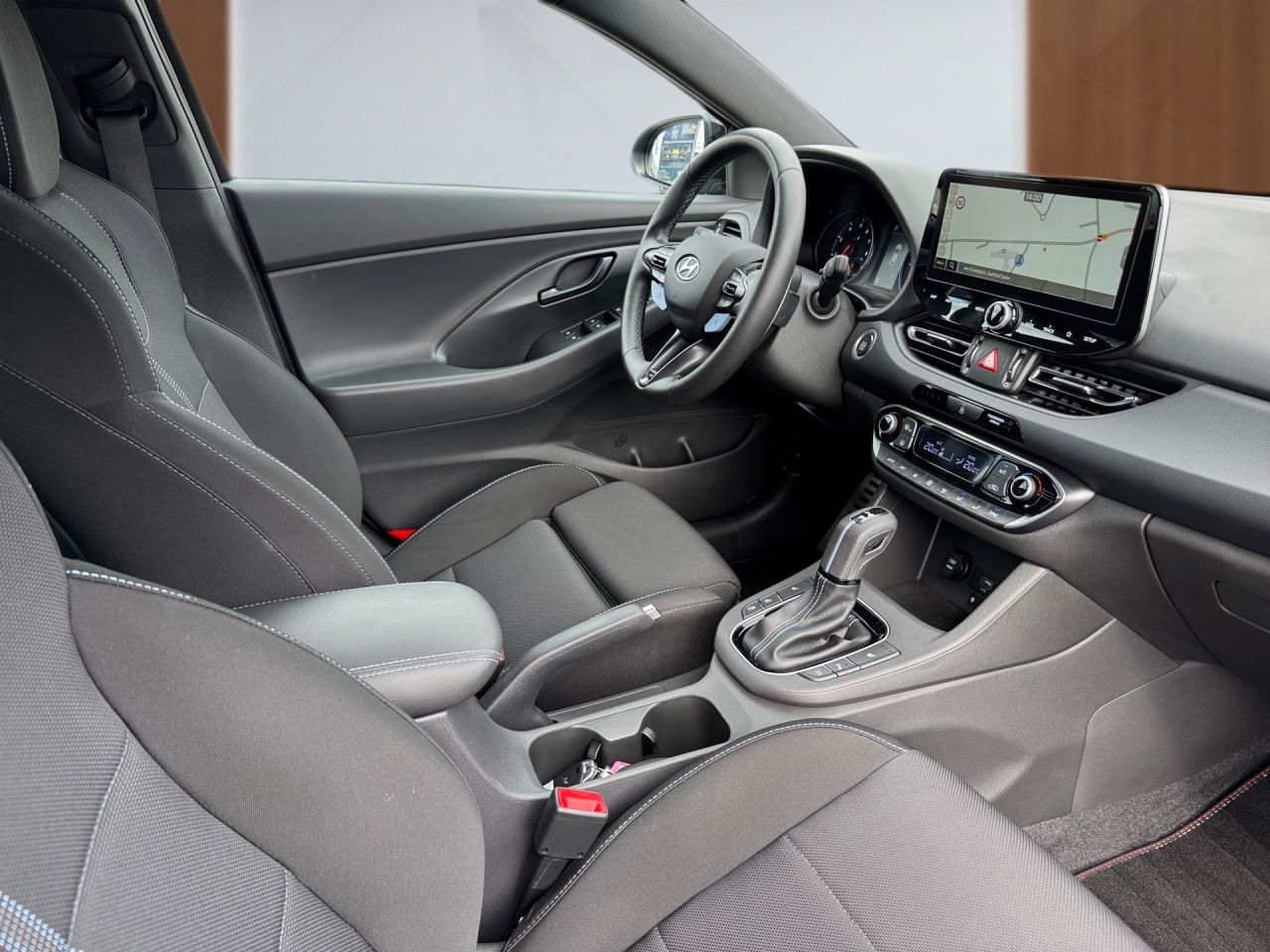 Fahrzeugabbildung Hyundai i30N PERFORMANCE FASTBACK SHZ*LHZ*NAVI*USB*ZV*