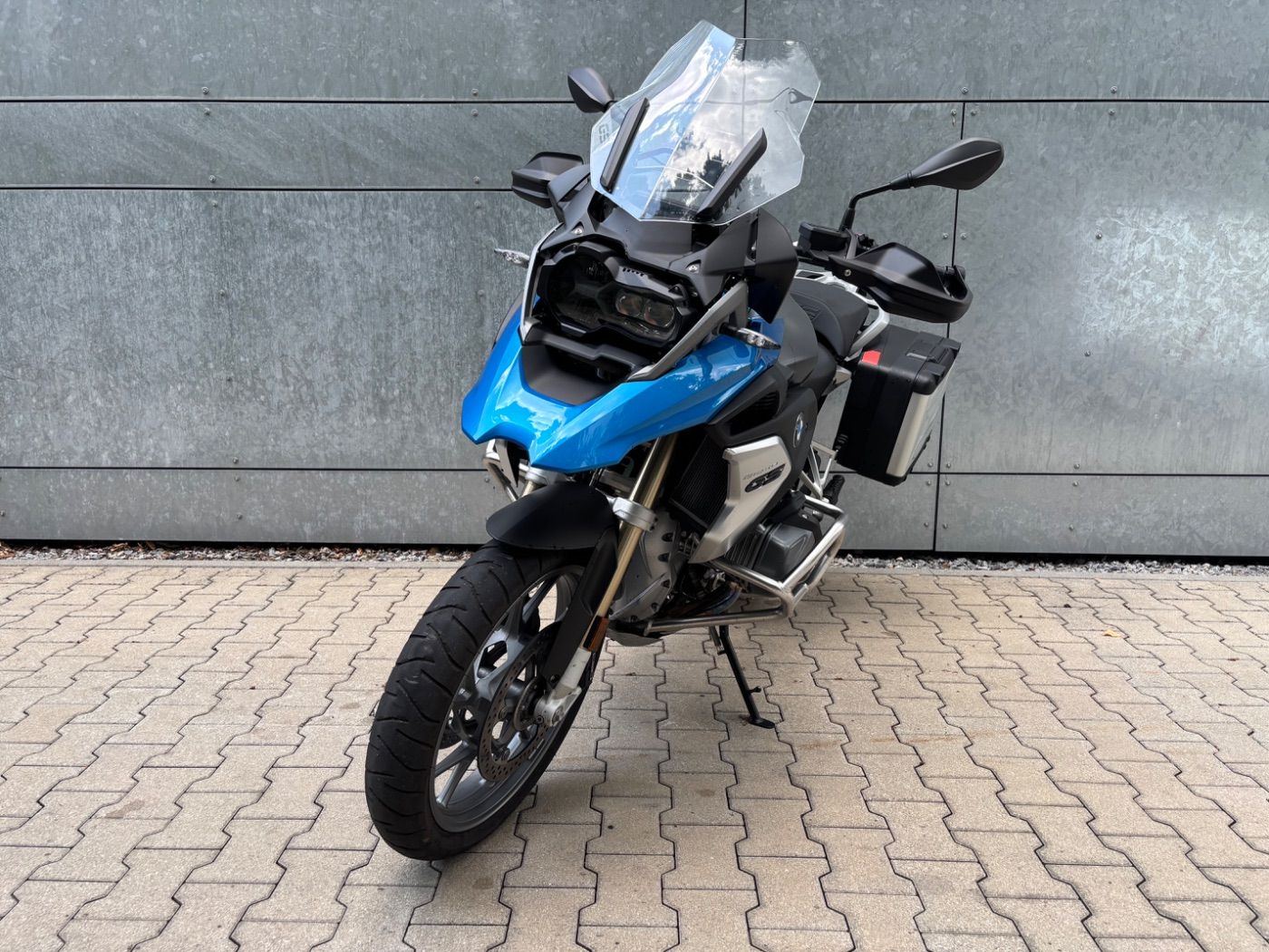 Fahrzeugabbildung BMW R 1250 GS 3 Pakete Sturzbügel BMW Seitenkoffer