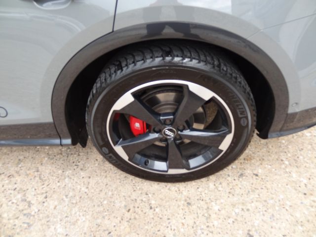 Fahrzeugabbildung Audi SQ5 3.0 TFSI quattro/Pano/StH/Raute/HUD/Kam/AHK/