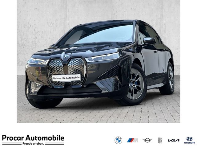 BMW iX xDrive40 M Sport AHK DA PA LASER H/K DAB