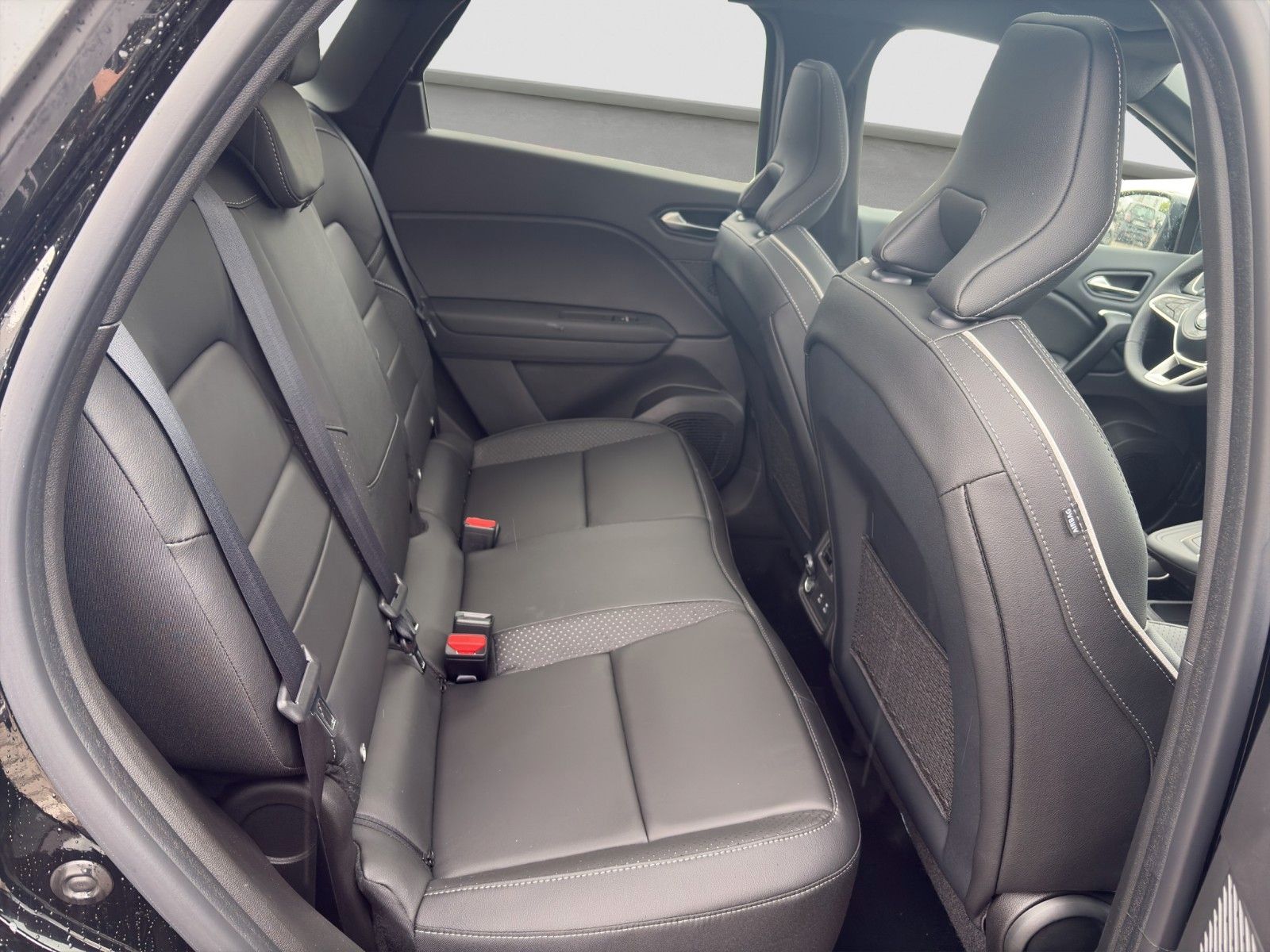 Fahrzeugabbildung Mitsubishi Grandis Diamant Top 1,3 l Turbo 7DCT Tageszulass