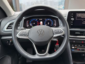 Volkswagen T-Roc 1.5 TSI Style DCT AHK Kamera Navi Massage