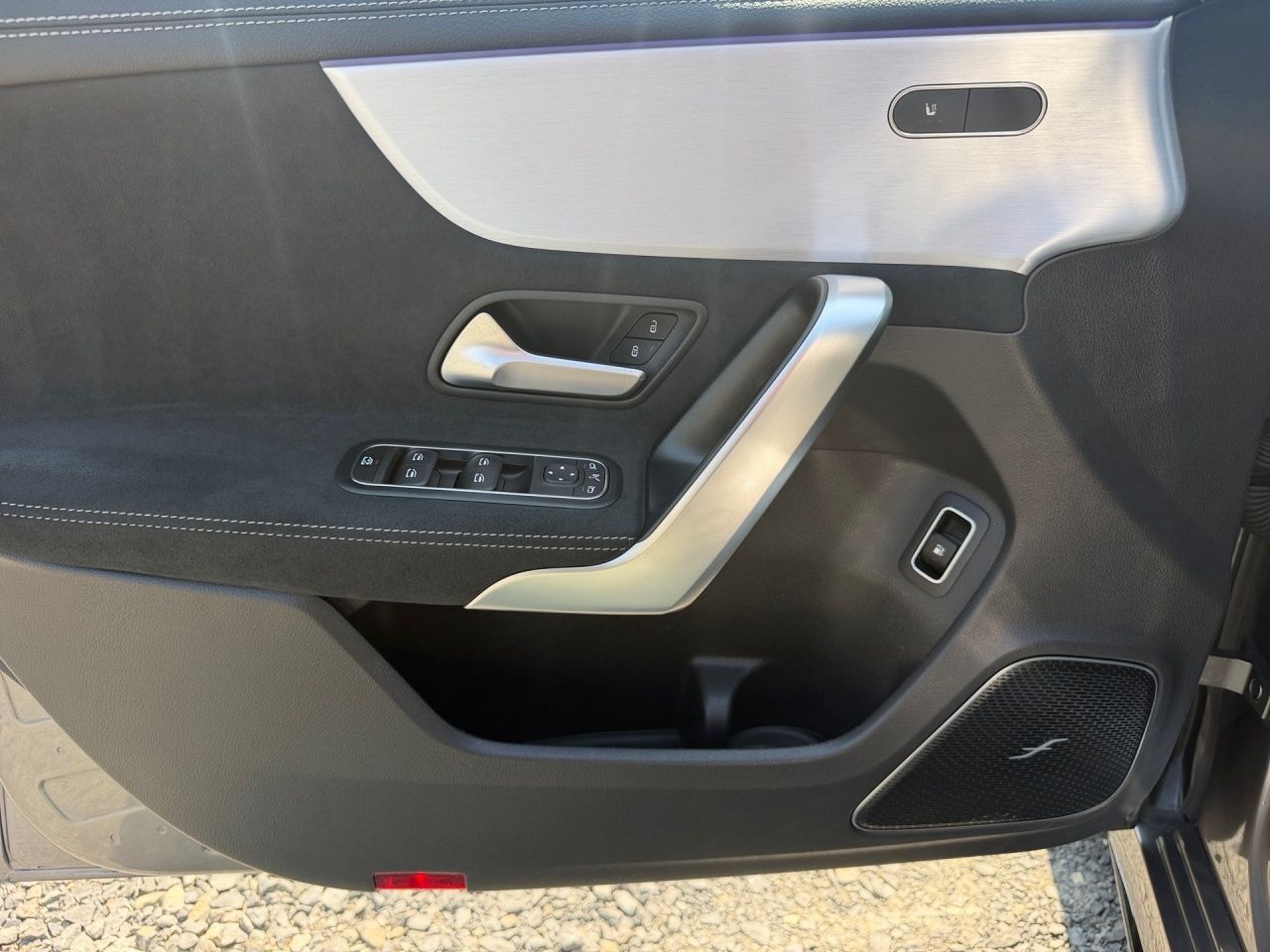 Fahrzeugabbildung Mercedes-Benz A 250 e AMG+PANO+NIGHT+STNHZ+DIS+MULTIB+BUR+SHZ
