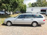 Mercedes-Benz E 240 T ELEGANCE 1.HAND AUTOMATIK KLIMA TEMPOMAT - gebrauchte Mercedes-Benz E-Klasse aus dem Jahr 1998