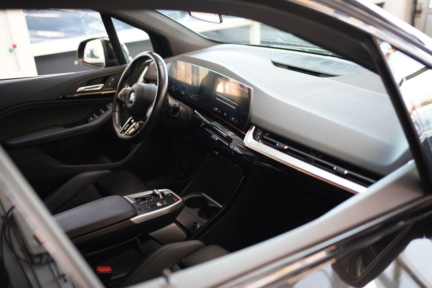 Fahrzeugabbildung BMW 223i xDrive M Sport +AHK+Fernlichtassist.+Leder+