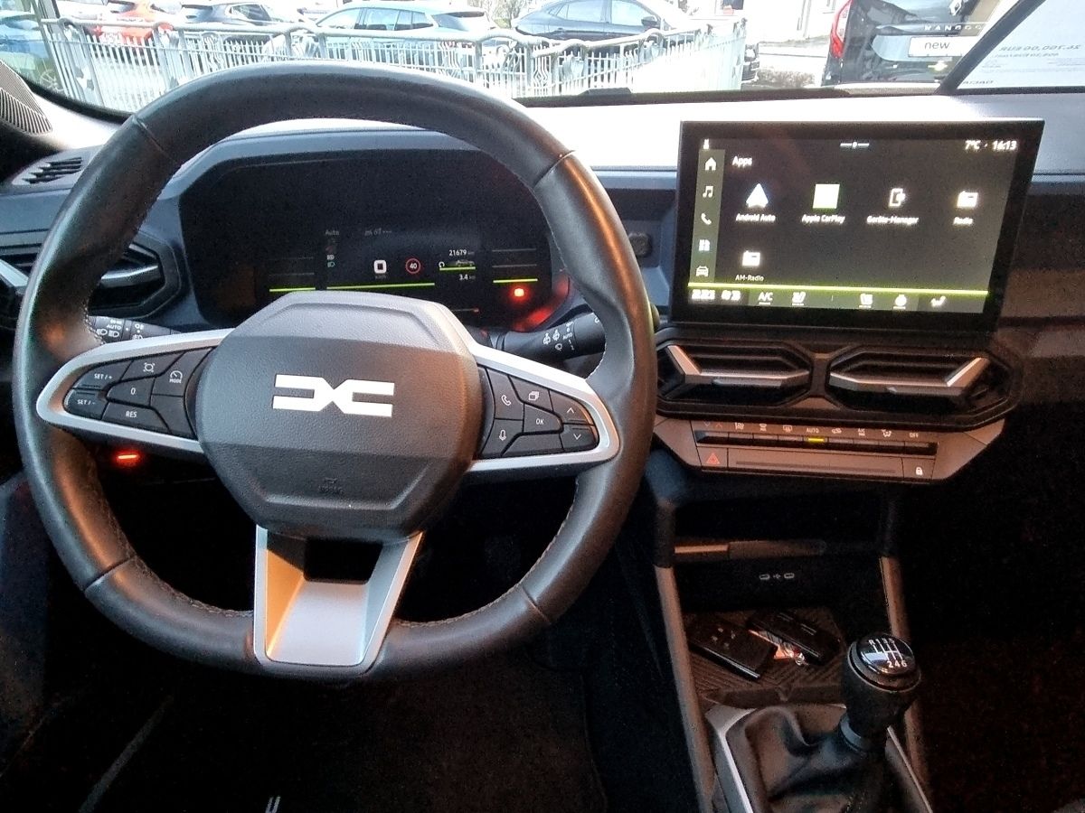 Fahrzeugabbildung Dacia Duster Journey TCe 130 4x4