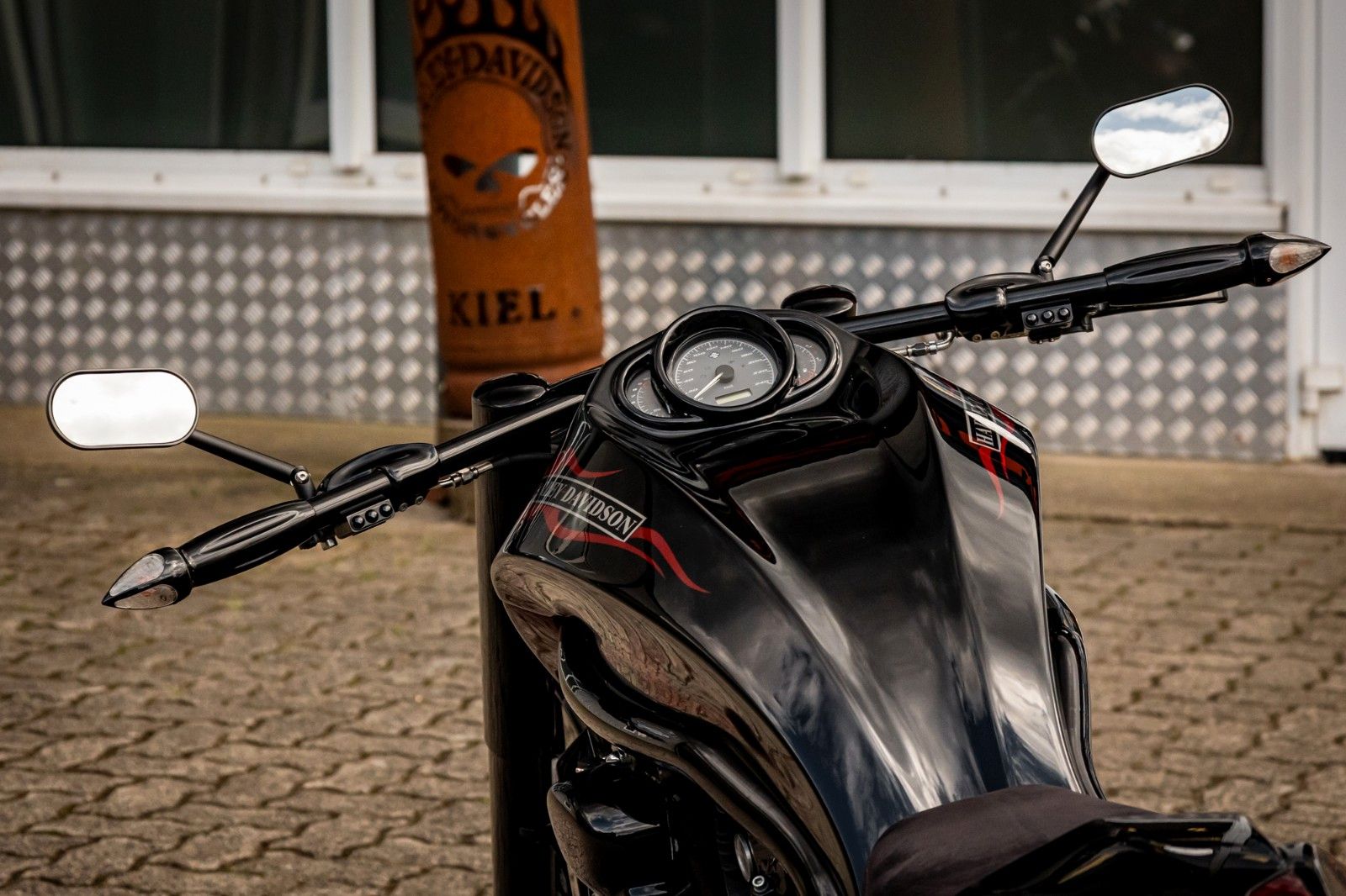 Fahrzeugabbildung Harley-Davidson VRSDCX Night Rod Special - 300er - AIRRIDE -