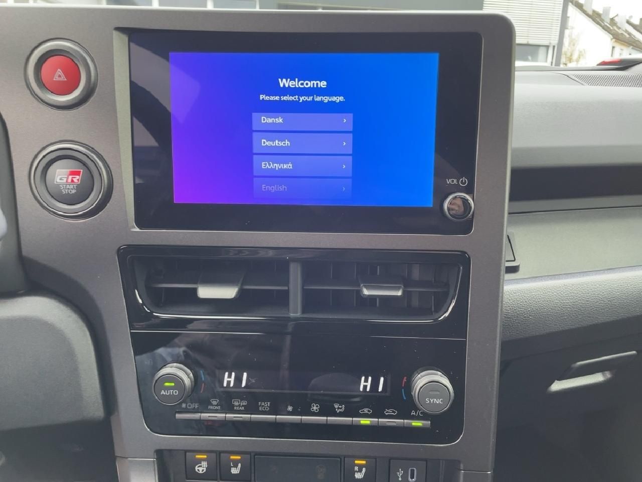 Fahrzeugabbildung Toyota GR Yaris HighPerf 1.6T AT +Alu geschm+Convenienc