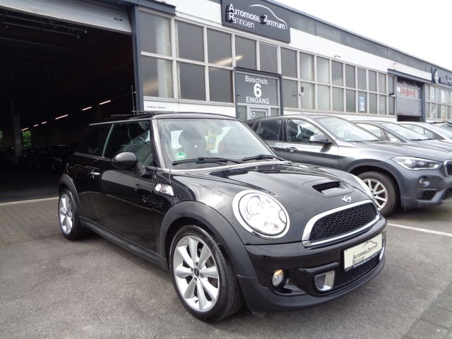 MINI Cooper SD AUTOMATIK*PANO*XENON*LEDER*NAVI*SHEFT*