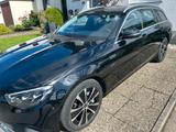 Mercedes-Benz E 300de T Hybrid MIT GARANTIE Automatik Facelift - gebrauchte Mercedes-Benz E 300 mit Facelift