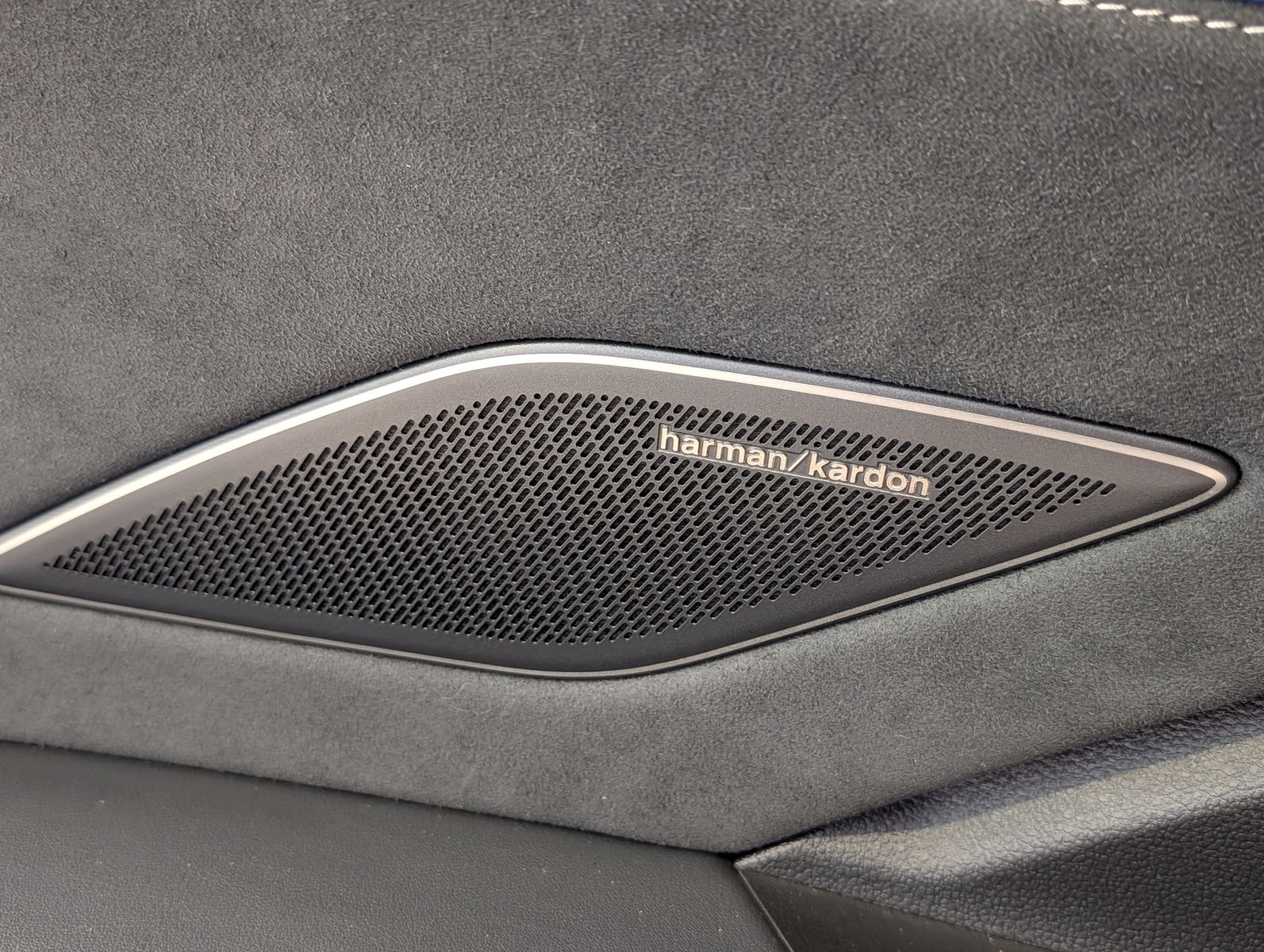 Fahrzeugabbildung Volkswagen Tayron 2.0 4M R-Line Launch Pano Matrix AHK 20"