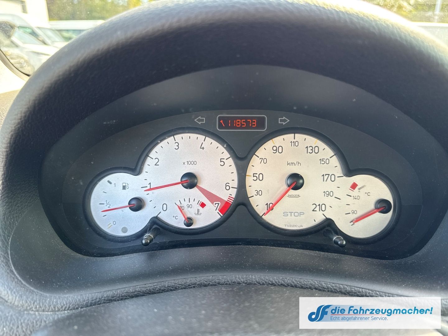Fahrzeugabbildung Peugeot 206 Cabriolet CC El. Verdeck Sportsitze*EXPORT