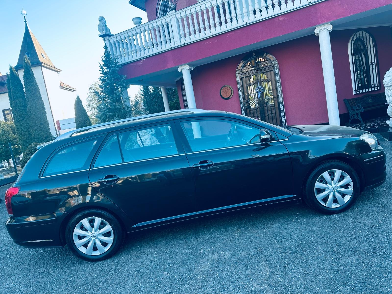 Toyota Avensis Kombi1.8 Sol/Getriebe Automatik/Tüv08/27