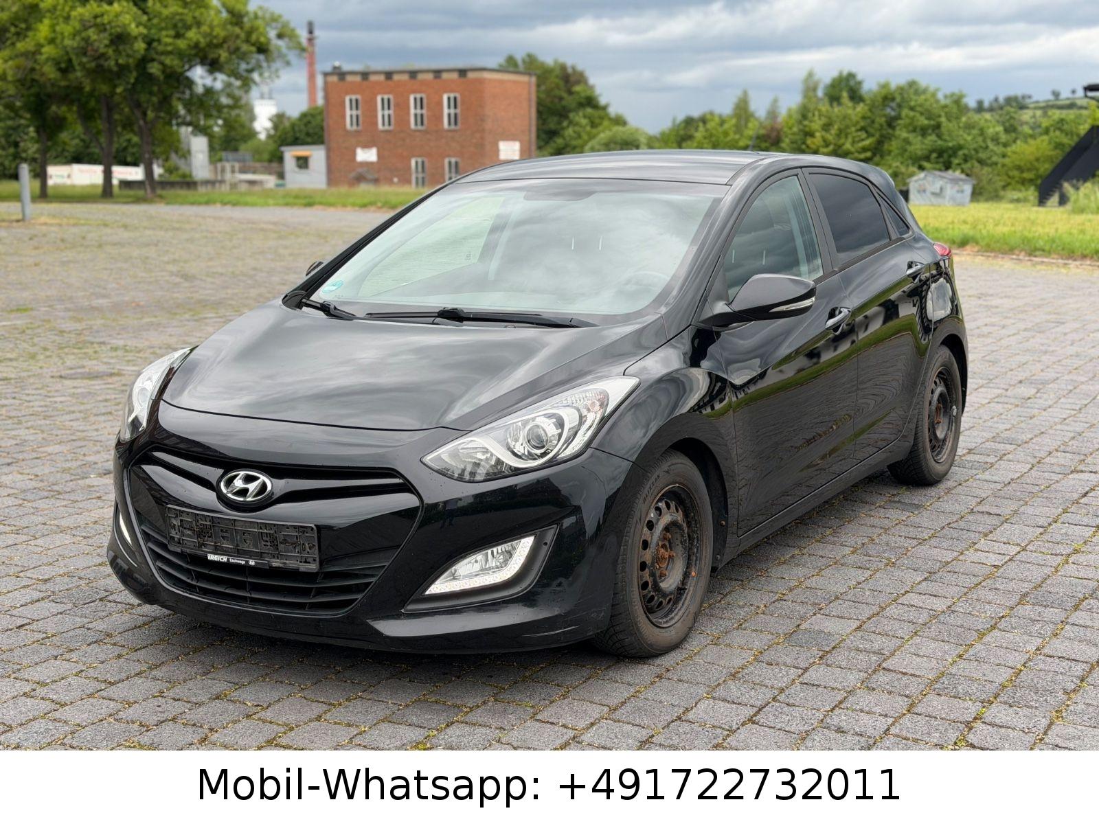 Hyundai i30 1.4 CRDi Intro Edition LED SZH Klimaaut.