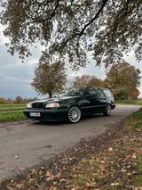 Volvo 850 10V Darkolive Pearl Motor revidiert - Volvo 850: R