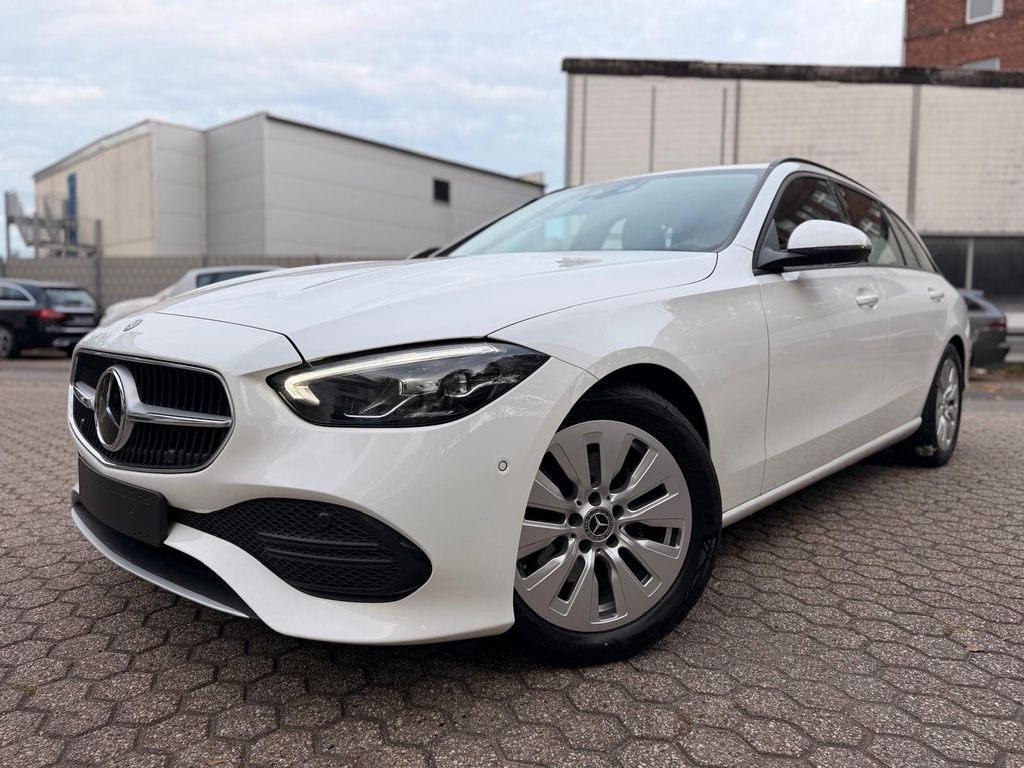 Image of Mercedes-Benz C 220