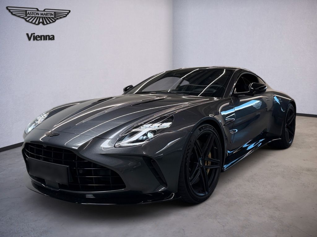 Image of Aston Martin V8 Vantage
