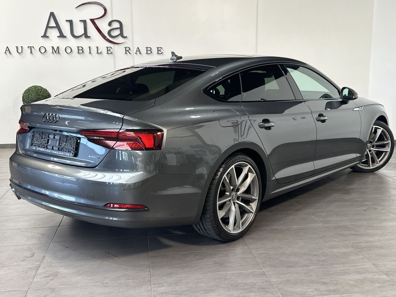 Fahrzeugabbildung Audi A5 SpB 50 TDI Qu S-Line NAV+LED+AHK+PANO+ACC+KAM