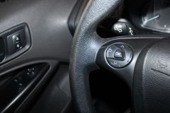 Fahrzeugabbildung Ford Transit Connect TREND L2 Lang KLIMA AHK 3-Sitzer