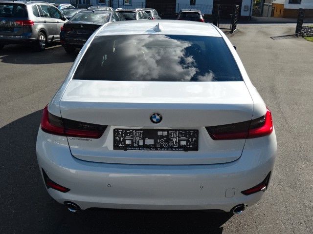 BMW 320d Limousine,Sport,LEDER,NAVI,LED,AUT,PDC,1HAN foto 7