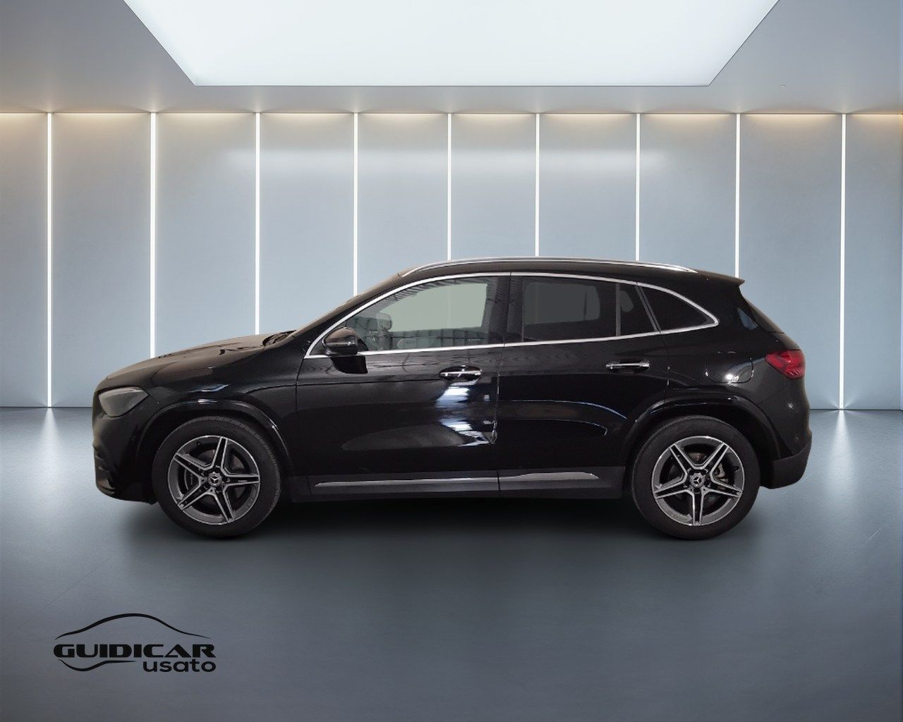Mercedes-Benz GLA-H247 2023 - GLA 200 d AMG Line imagem 3