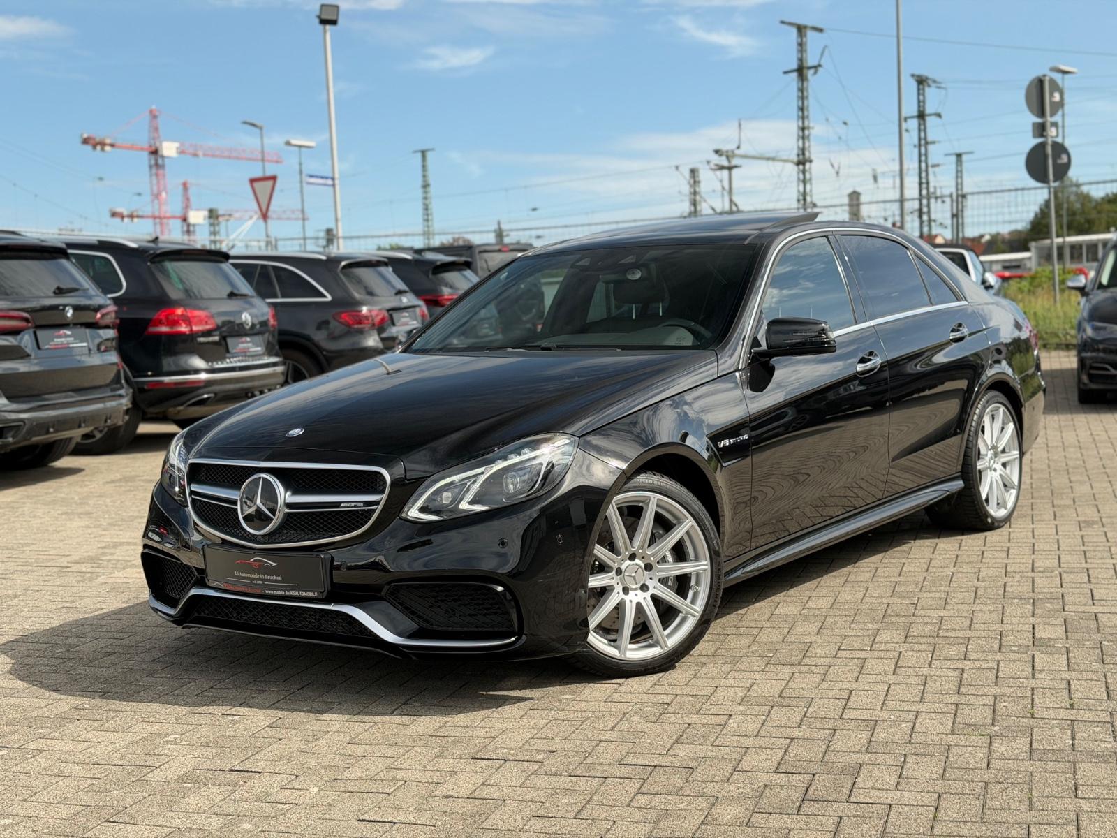 Mercedes-Benz E 63 AMG 4Matic *Pano*HK*Distronic*Original*