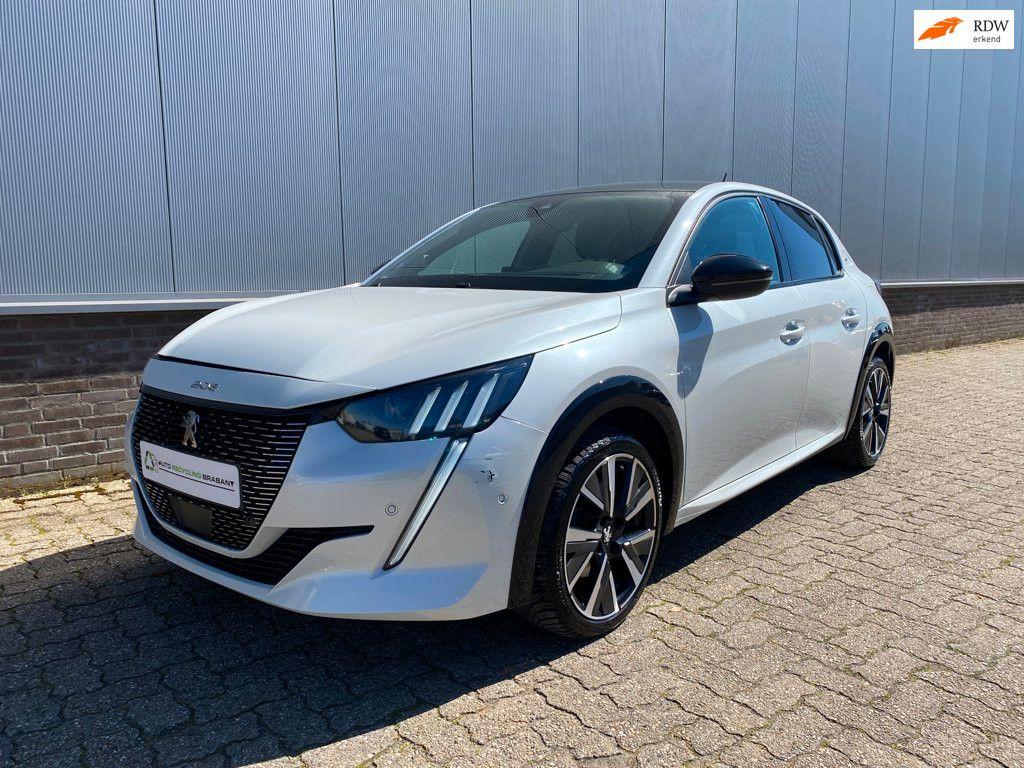 Peugeot 208 1.2 PureTech GT-Line kamera Led Apple Car Pl
