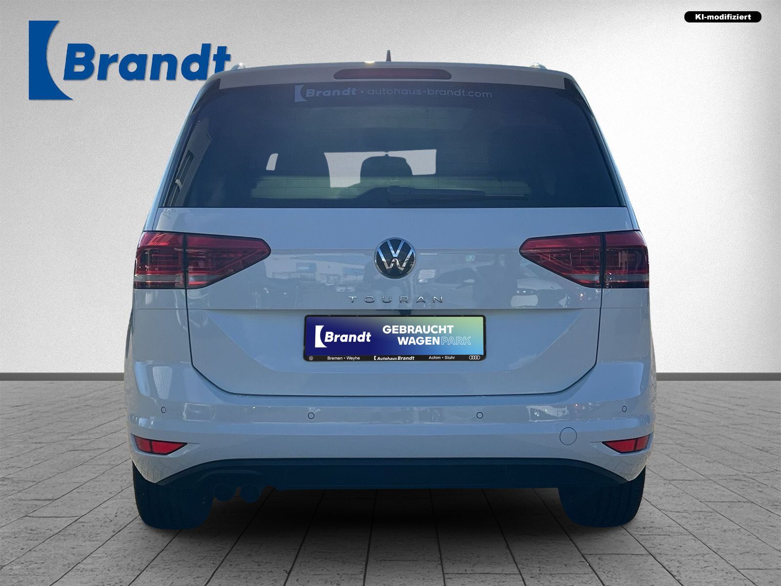 Volkswagen Touran 2.0 TDI Highline DSG LED PANO ACC AHK foto 5