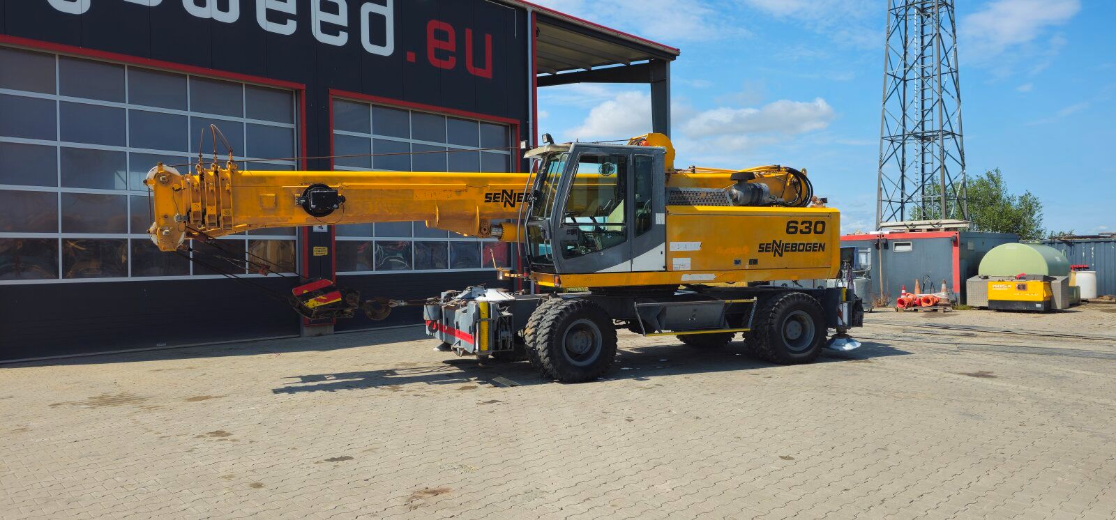 Fahrzeugabbildung Sennebogen 630 30t Mobilkran / Teleskopkran + JIB