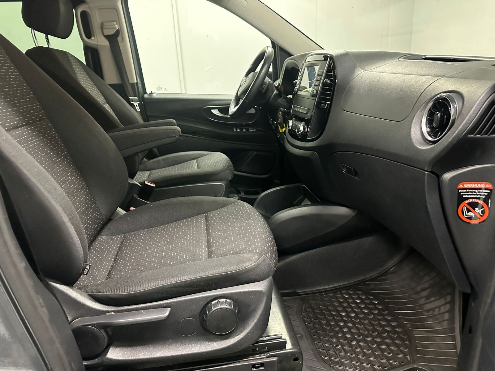 Fahrzeugabbildung Mercedes-Benz Vito  114 4MATIC Tourer Pro Lang*EDITION*AHK*