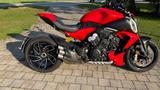 Ducati Diavel V4