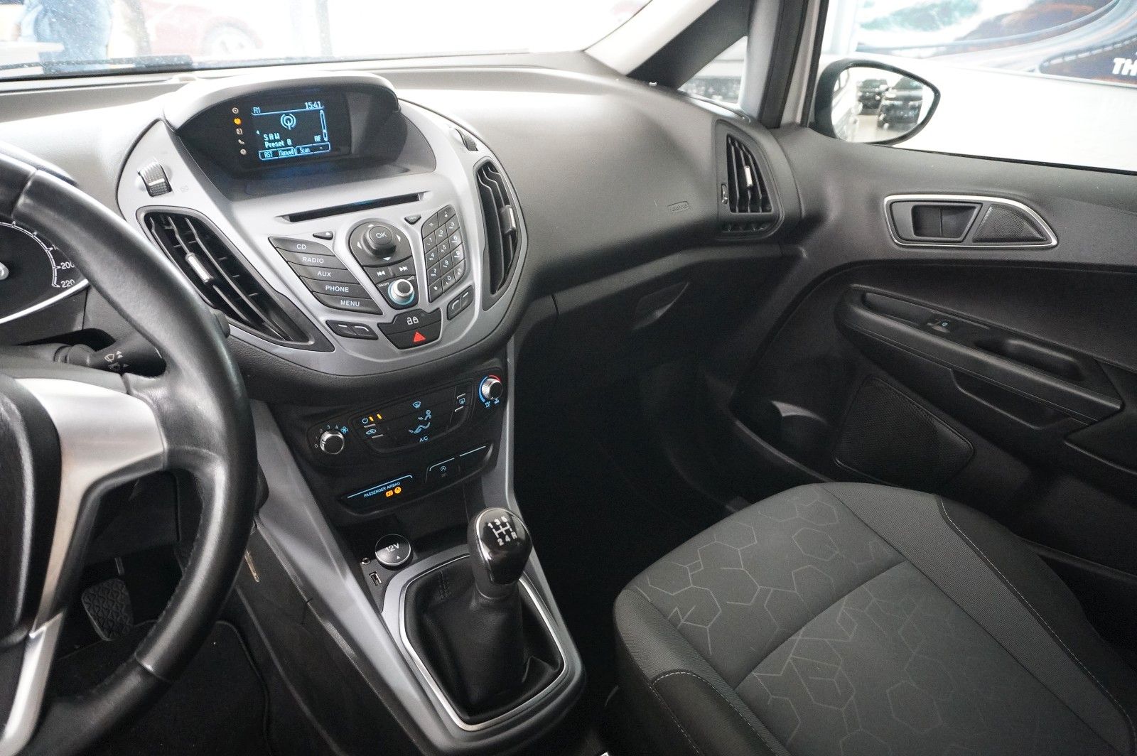 Fahrzeugabbildung Ford B-Max 1.0 TREND KLIMA/PDC/NEBEL/USB/AHK