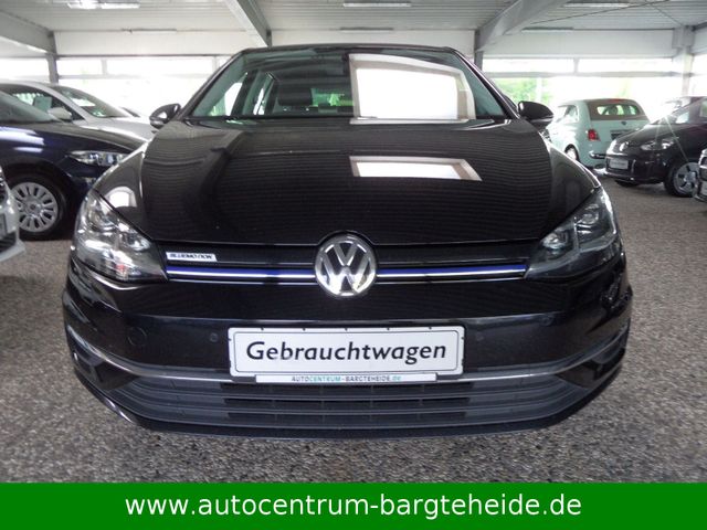 Volkswagen Golf VII Lim. 1.5 TSi Comfortl. BM *1.HD+S-HEFT*