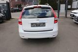 Hyundai i30 cw Style 2.0 Crdi/Eu4/Leder/Klima/Alu - Hyundai i30: Crdi Style